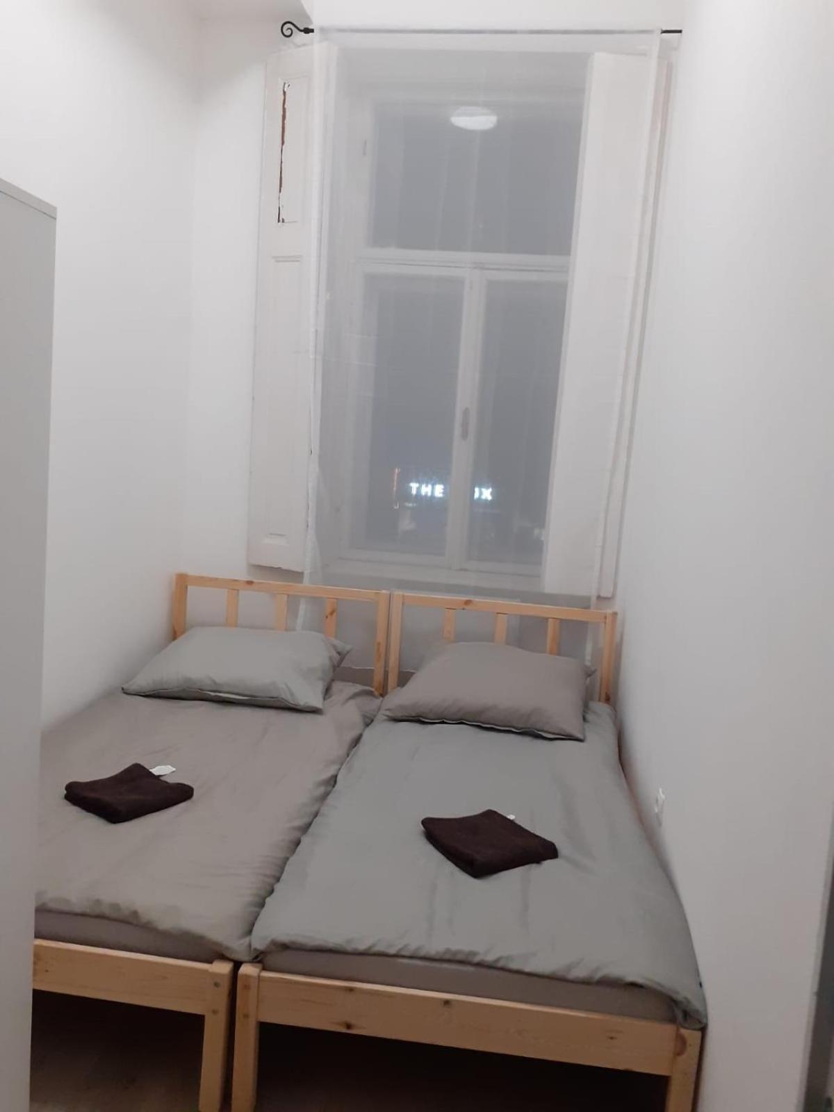 Fantomas*** City Center Apartments No2 3Bedroom + Living Room Szombathely Extérieur photo